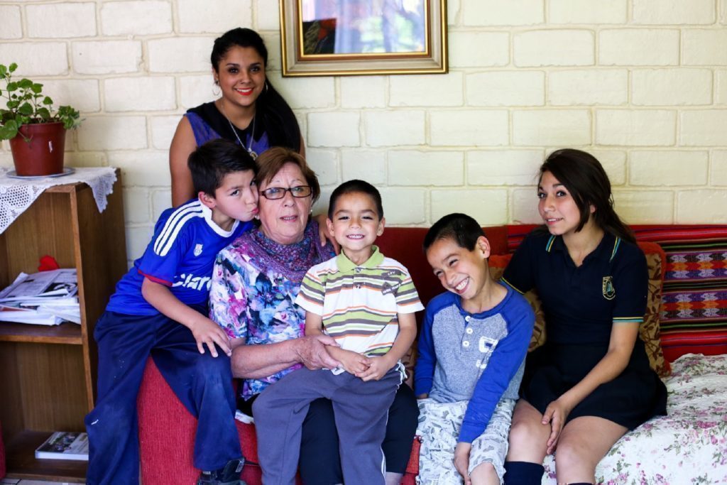 con più anni di attività. In questo momento si occupa di una famiglia nel villaggio dei bambini SOS di Arica.